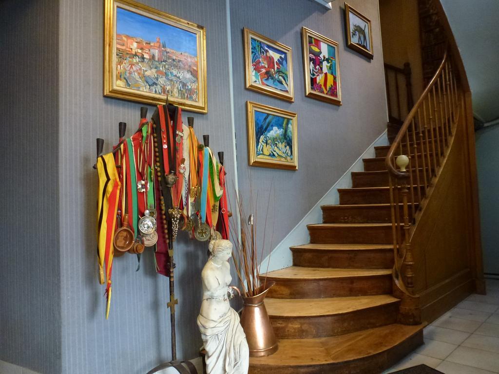 Au Nid De La Madeleine Bed and Breakfast Gaillac Rum bild